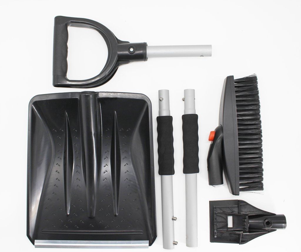 Winter Roadside Kit image